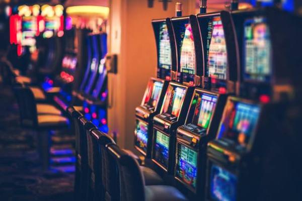 A Beginner’s Guide to Choosing an arabic casino Platform