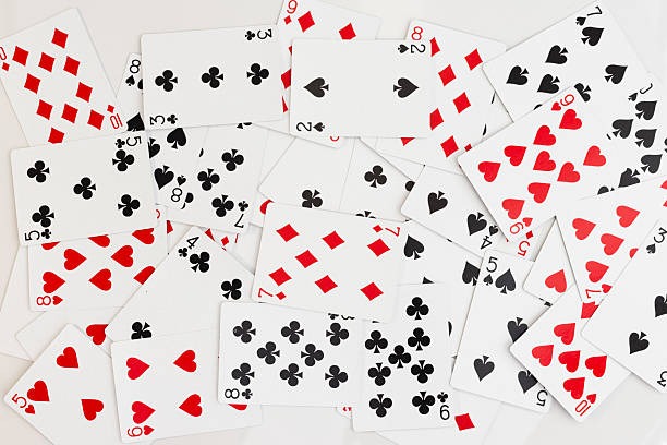 Gaming Features That Shape Online Casinos Singapore Experiences
